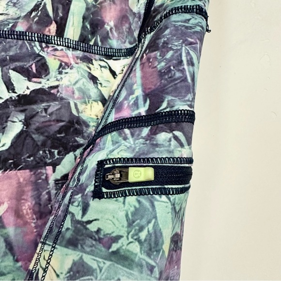 Lululemon Run: Top Speed Crop Iridescent Multi - Picture 10 of 12